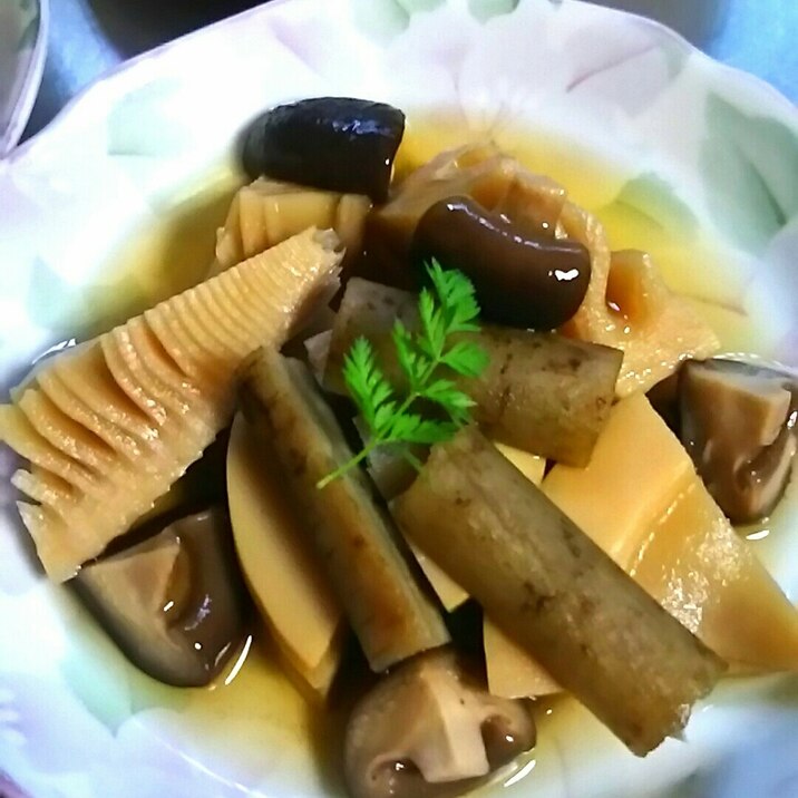 筍とごぼうと椎茸の煮物